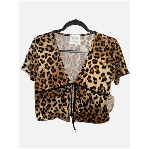 french pastry Tops - NWT- French Pastry Leopard Print Tie-Front Top size Large